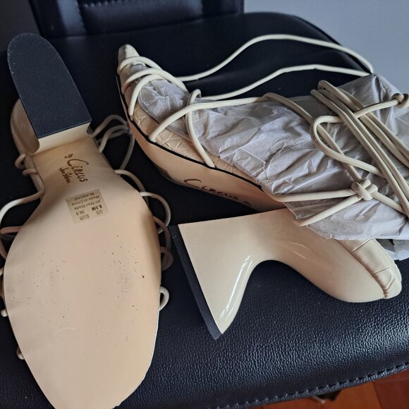 Shoes - Picture 3 of 3